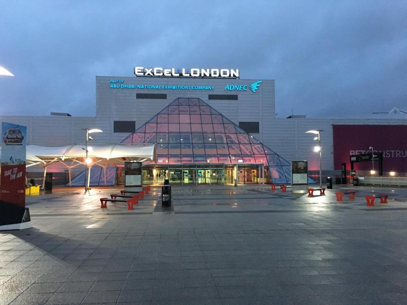 Roomzzz Near The Excel Exhibition Centre Royal Victoria O2 Arena Central 24 Hour Self Check-in Affittacamere *